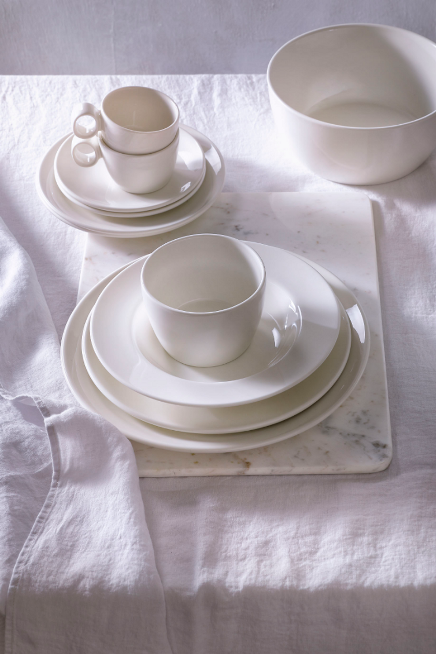 Maastricht Porselein Bord coupe Lux 035 18 cm Offwhite